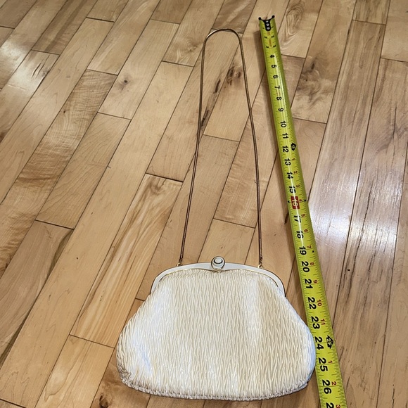 Vintage Goldco Textured Purse - Picture 6 of 9